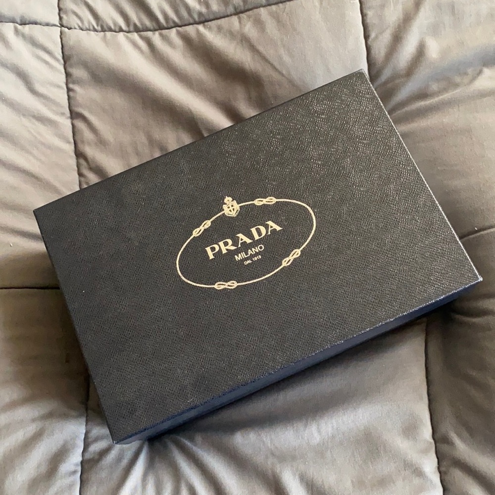 Prada shoes fits size 6